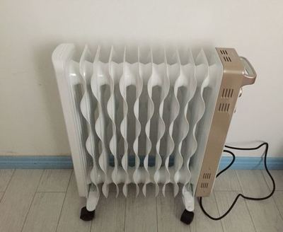 先鋒DS1552電熱油汀 高顏值與高效制熱的完美結(jié)合